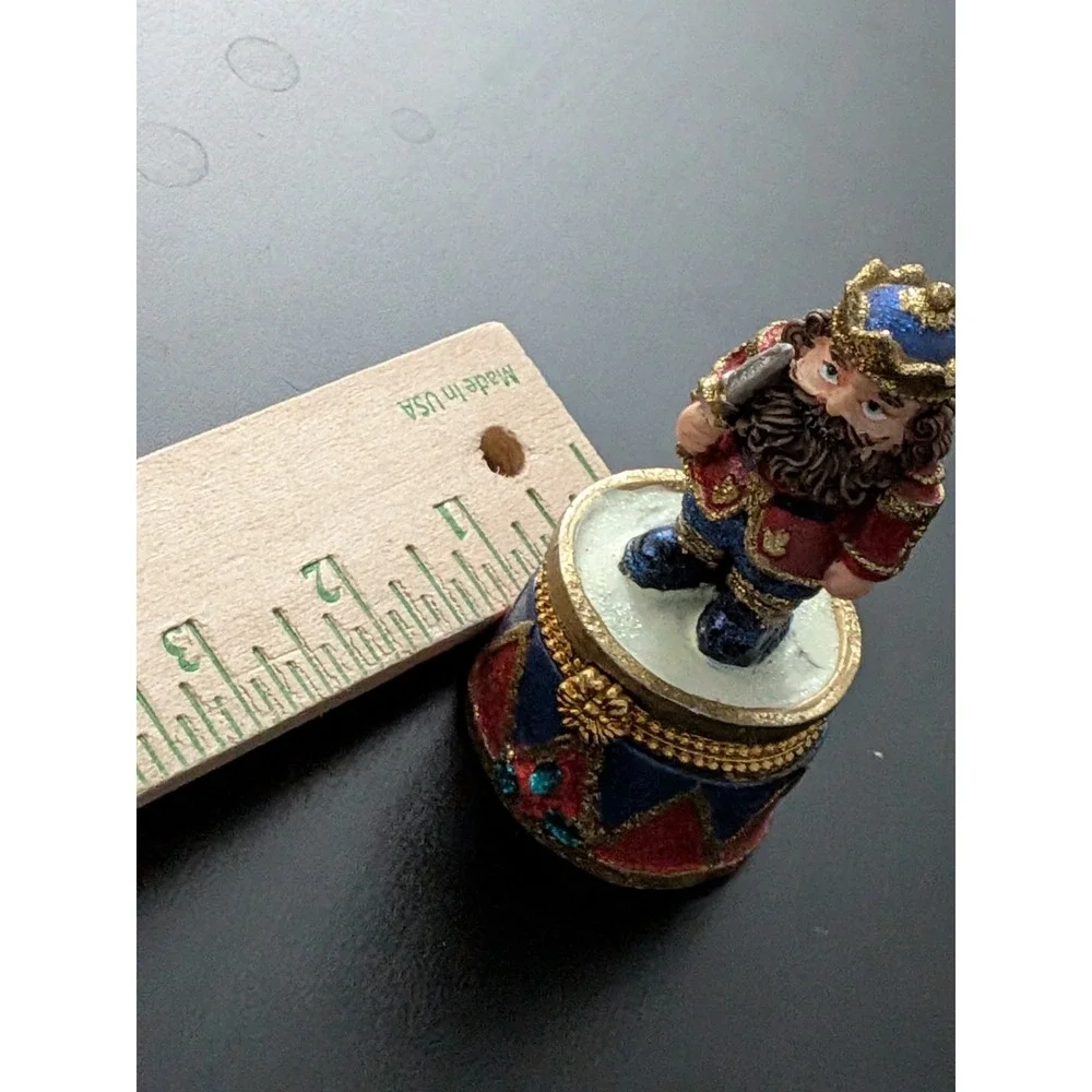Dwarf‎ King Trinket Box Hinged Open Sparkly 3